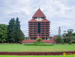 Mahalnya Uang Kuliah Tunggal di UI: Calon Mahasiswa Baru UI Terancam Mengundurkan Diri