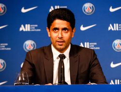 Presiden PSG, Nasser Al-Khelaifi, Bantu Sheikh Jassim dalam Proses Penjualan Manchester United